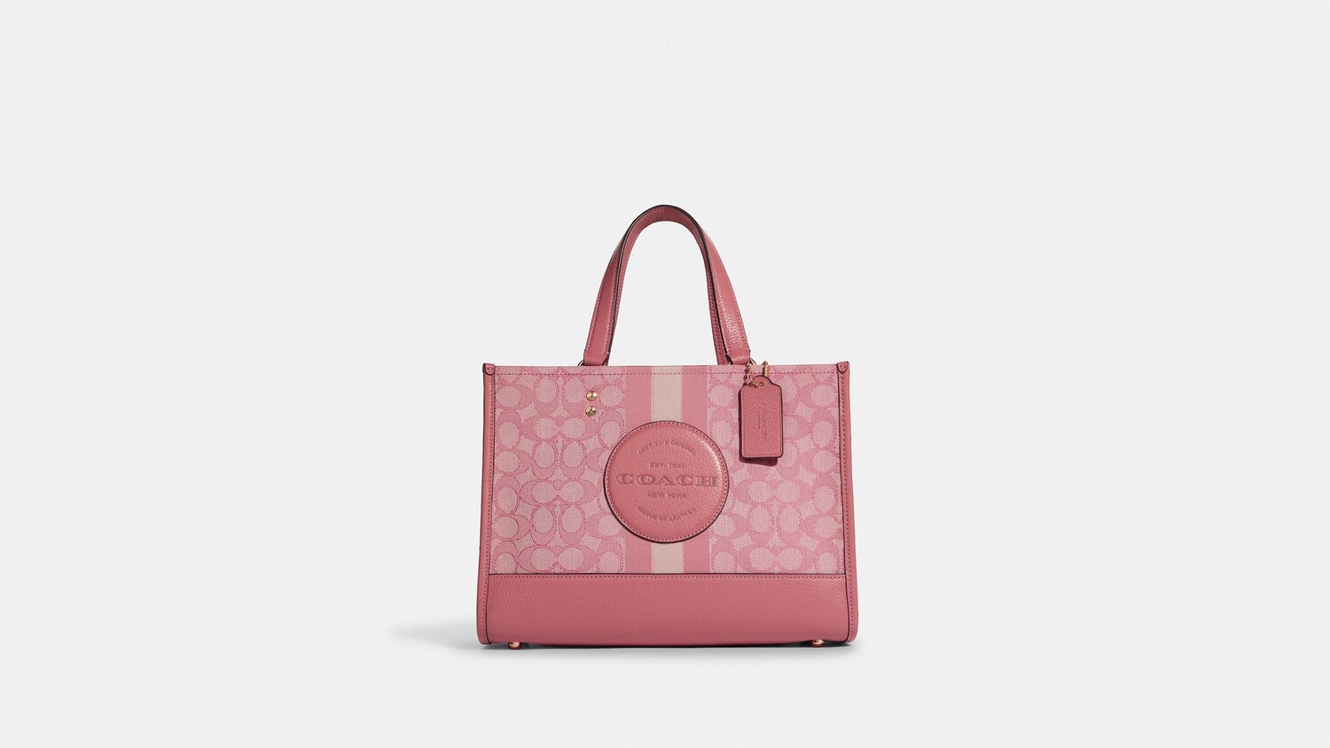 Сумка Dempsey Coach Outlet из фирменного жаккарда с полоской и нашивкой Coach Outlet, цвет Gold/Taffy Multi
Сумка Dempsey Coach Outlet из фирменного жаккарда с полоской и нашивкой Coach Outlet, цвет Gold/Taffy Multi