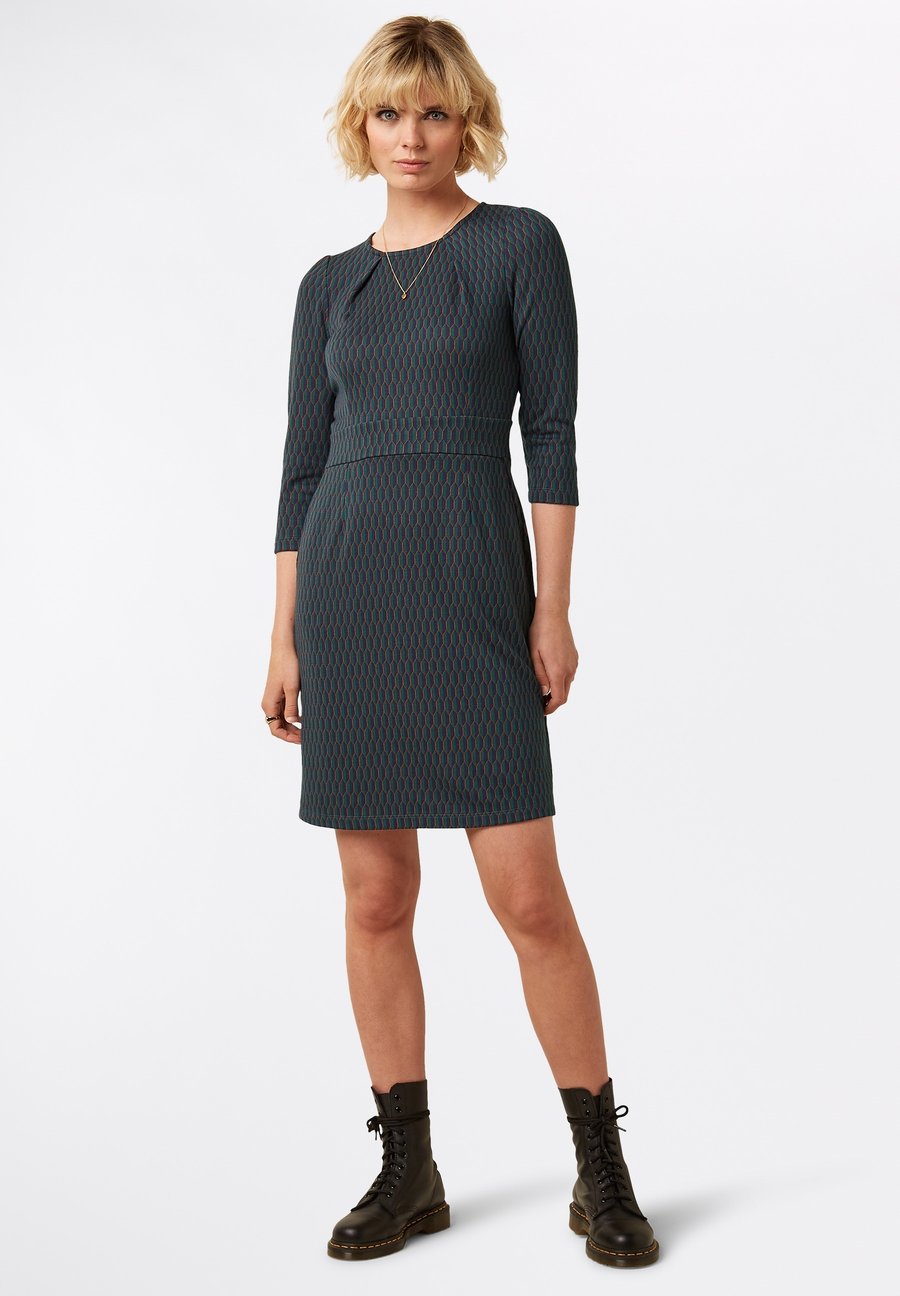 Платье King Louie MONA SPRING, Evening Blue/Blue
Платье King Louie MONA SPRING, Evening Blue/Blue