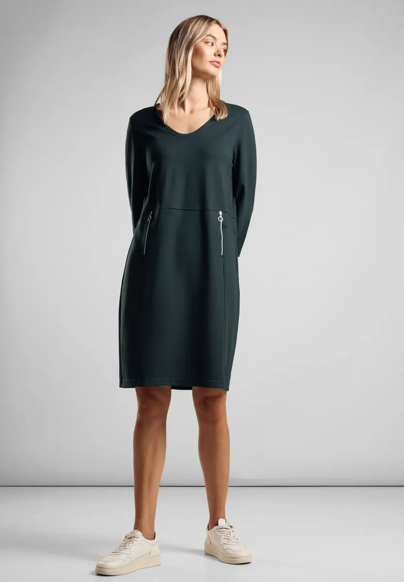 STREET ONE спортивное платье, длиной до колена, зеленый
STREET ONE спортивное платье, длиной до колена, зеленый