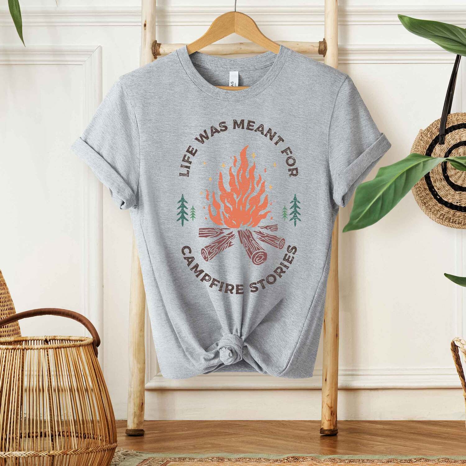 Футболка с короткими рукавами и рисунком Campfire Stories Simply Sage Market
Футболка с короткими рукавами и рисунком Campfire Stories Simply Sage Market