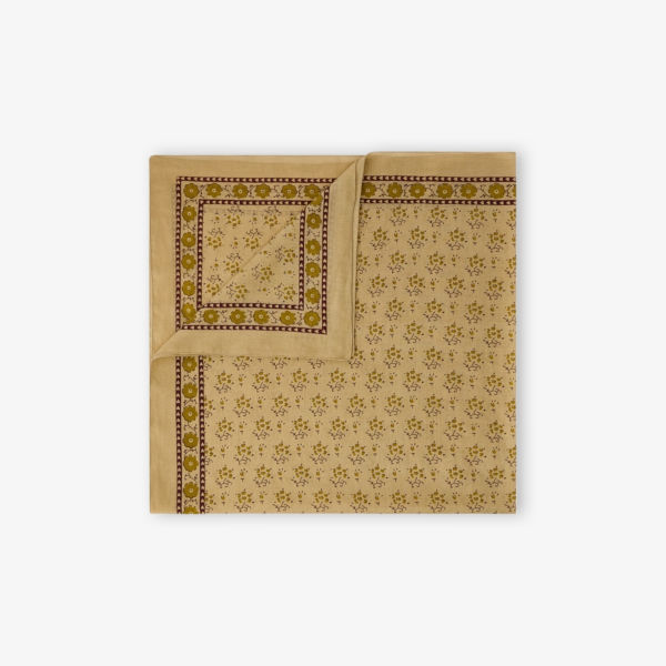 Шарф Soeur с цветочным принтом, коричневый
Шарф Soeur с цветочным принтом, коричневый