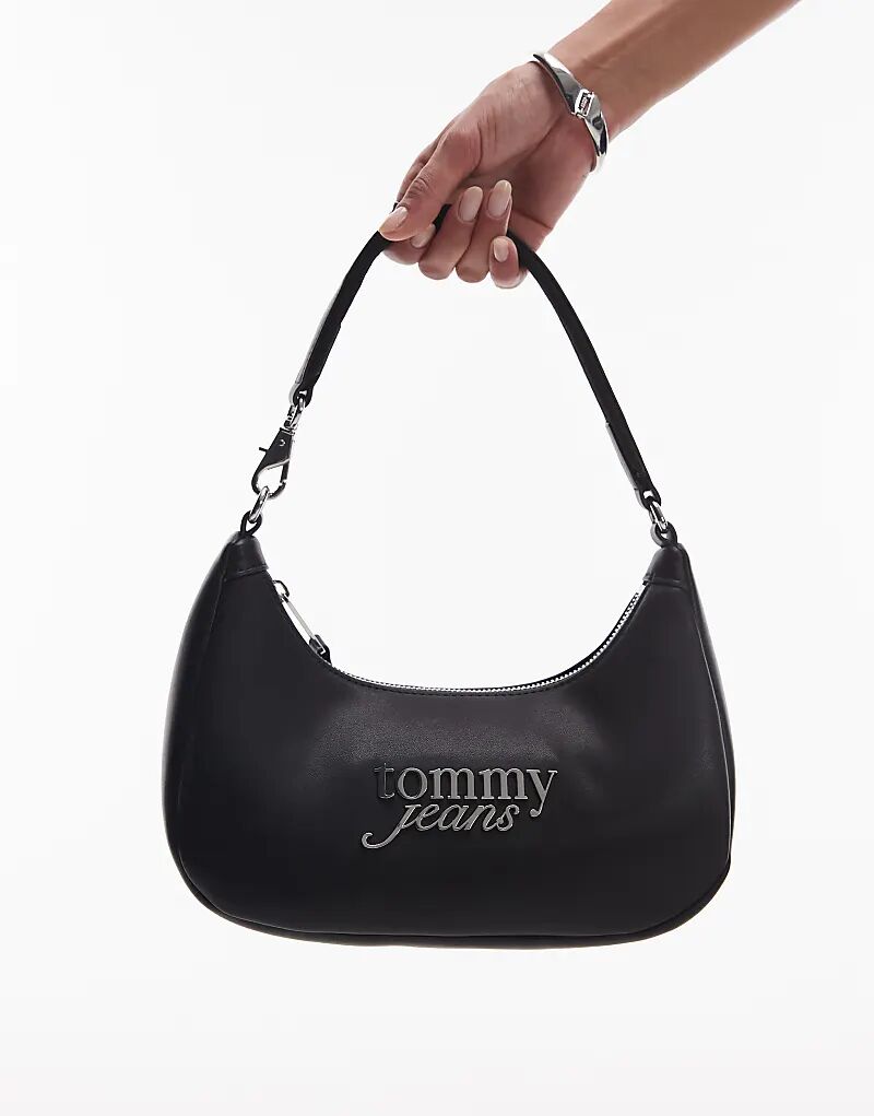 Сумка через плечо с надписью-логотипом Tommy Jeans черного цвета
Сумка через плечо с надписью-логотипом Tommy Jeans черного цвета