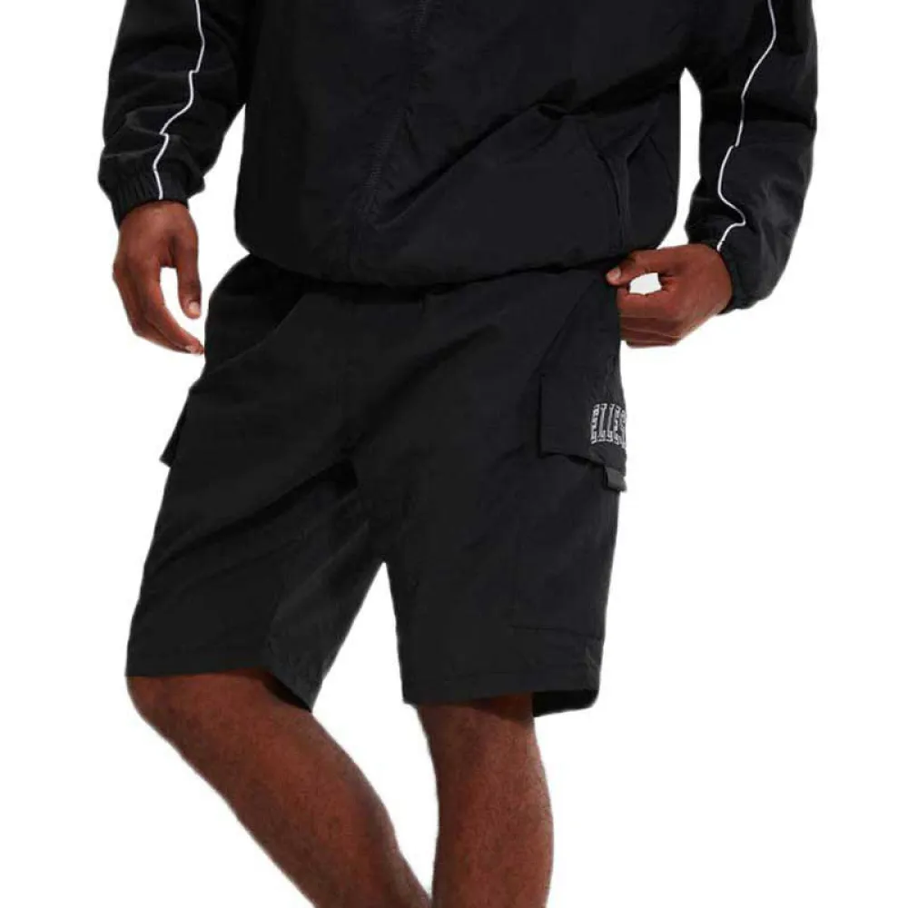 Шорты Ellesse Yulio Cargo cargo, черный
Шорты Ellesse Yulio Cargo cargo, черный