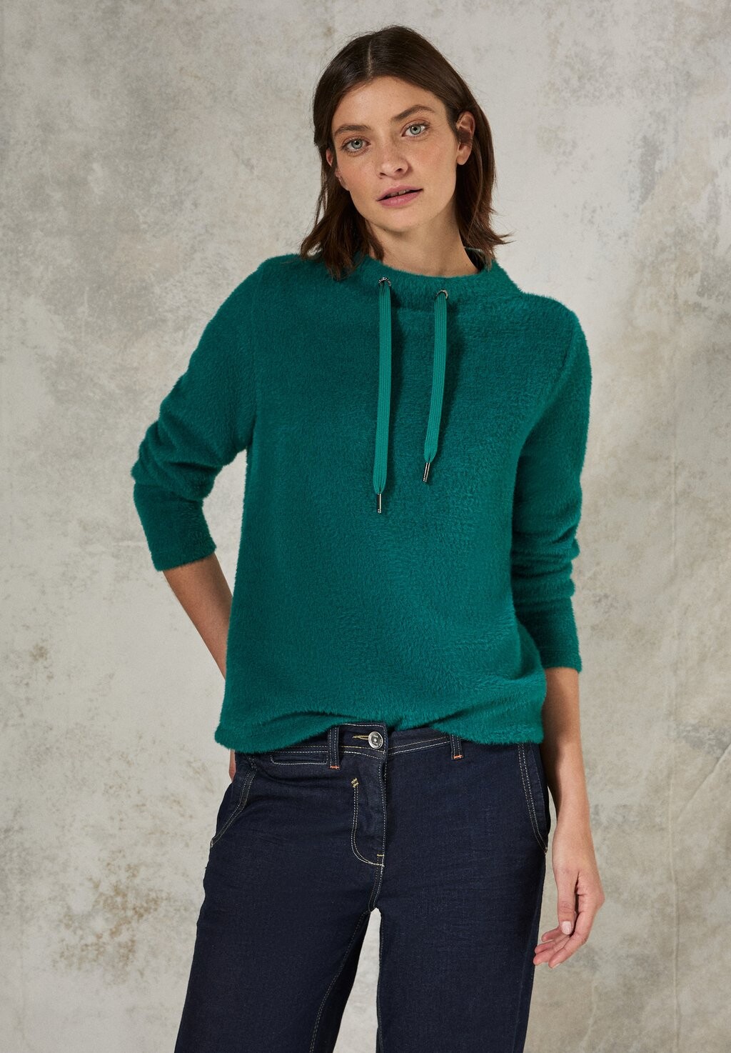 Топ с длинными рукавами Cecil, цвет морской волны
Топ с длинными рукавами Cecil, цвет морской волны