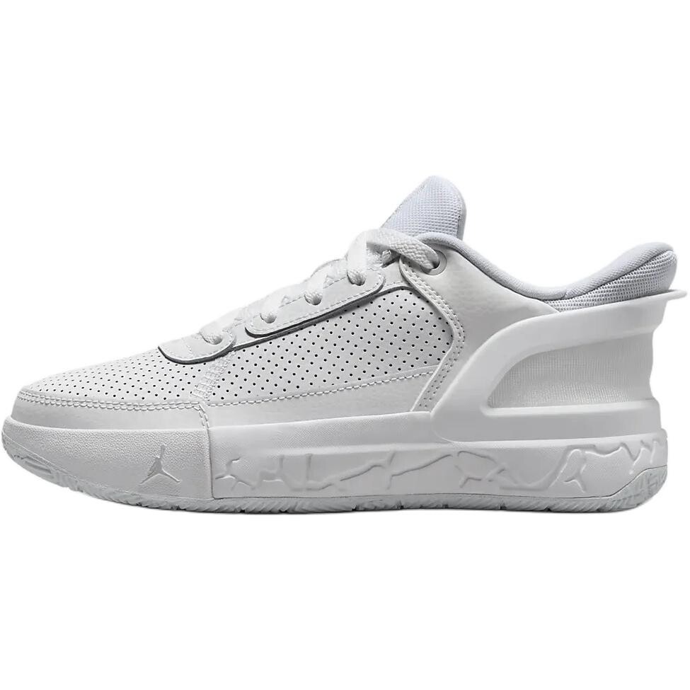 Баскетбольные кроссовки для детей DAY1 для начальной школы Jordan, белый
Баскетбольные кроссовки для детей DAY1 для начальной школы Jordan, белый