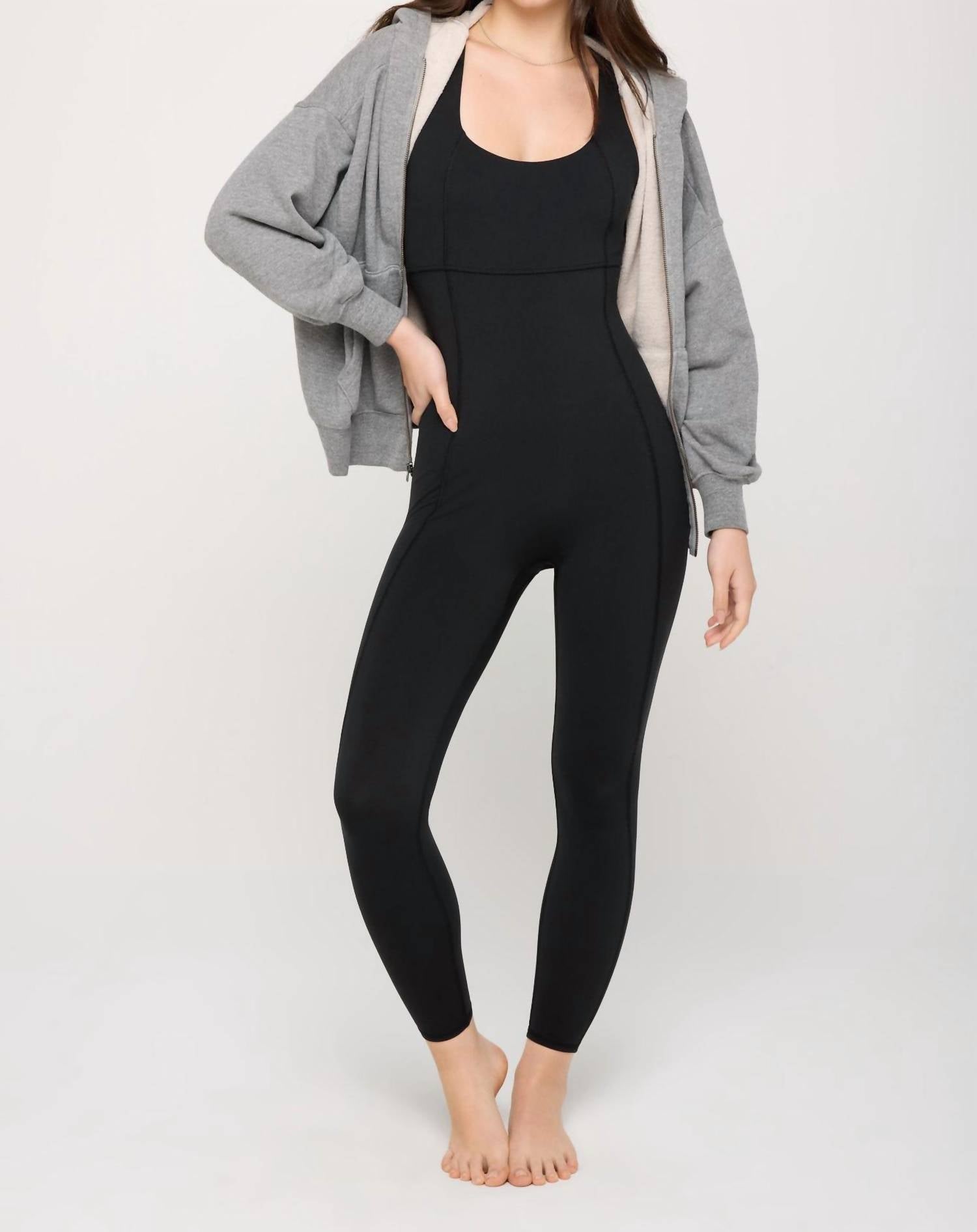 Толстовка Ibby Oversize с капюшоном на молнии в цвете Heather Ash Spiritual Gangster
Толстовка Ibby Oversize с капюшоном на молнии в цвете Heather Ash Spiritual Gangster