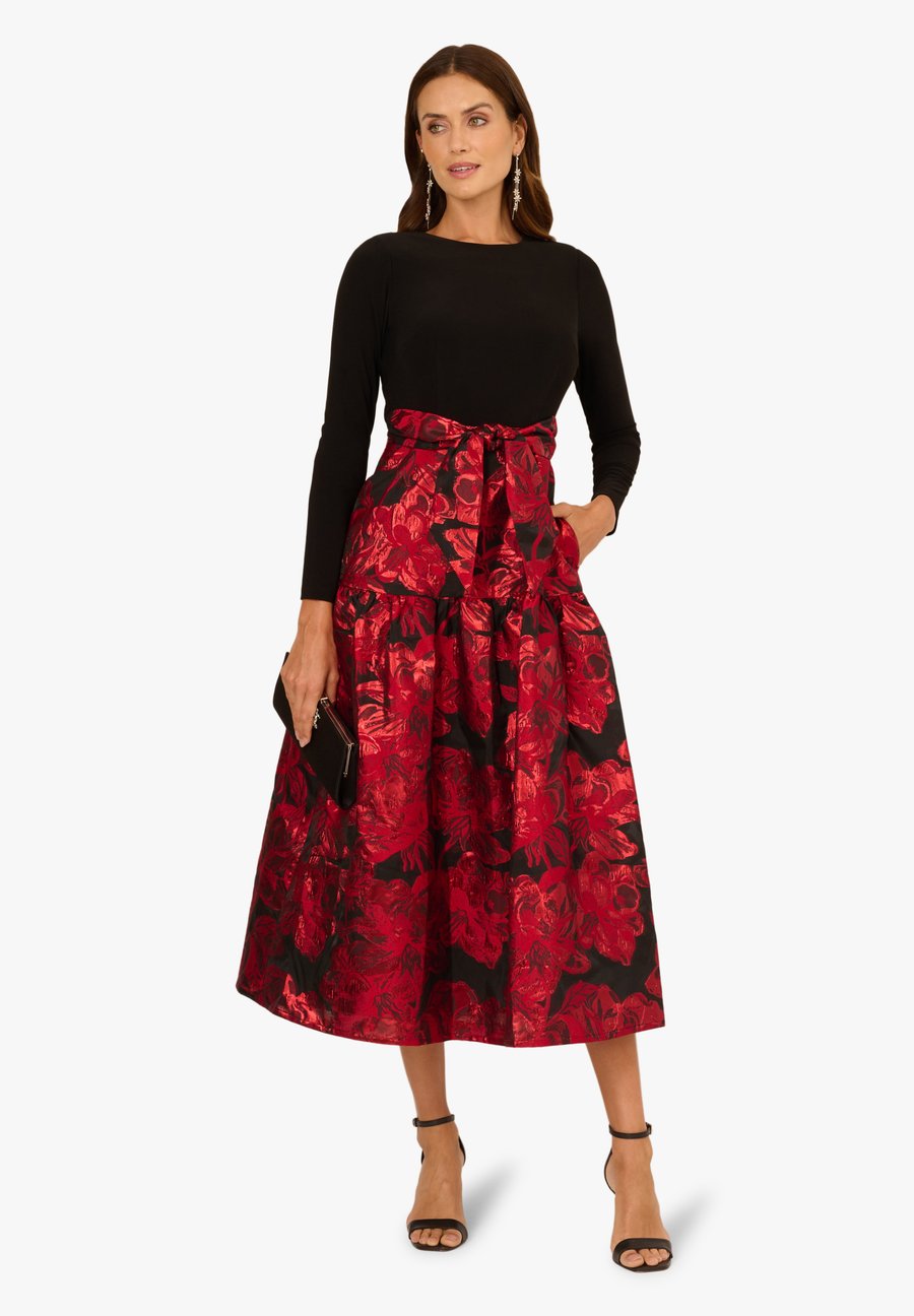 Платье Adrianna Papell Day dress, Schwarz Rot/Red
Платье Adrianna Papell Day dress, Schwarz Rot/Red