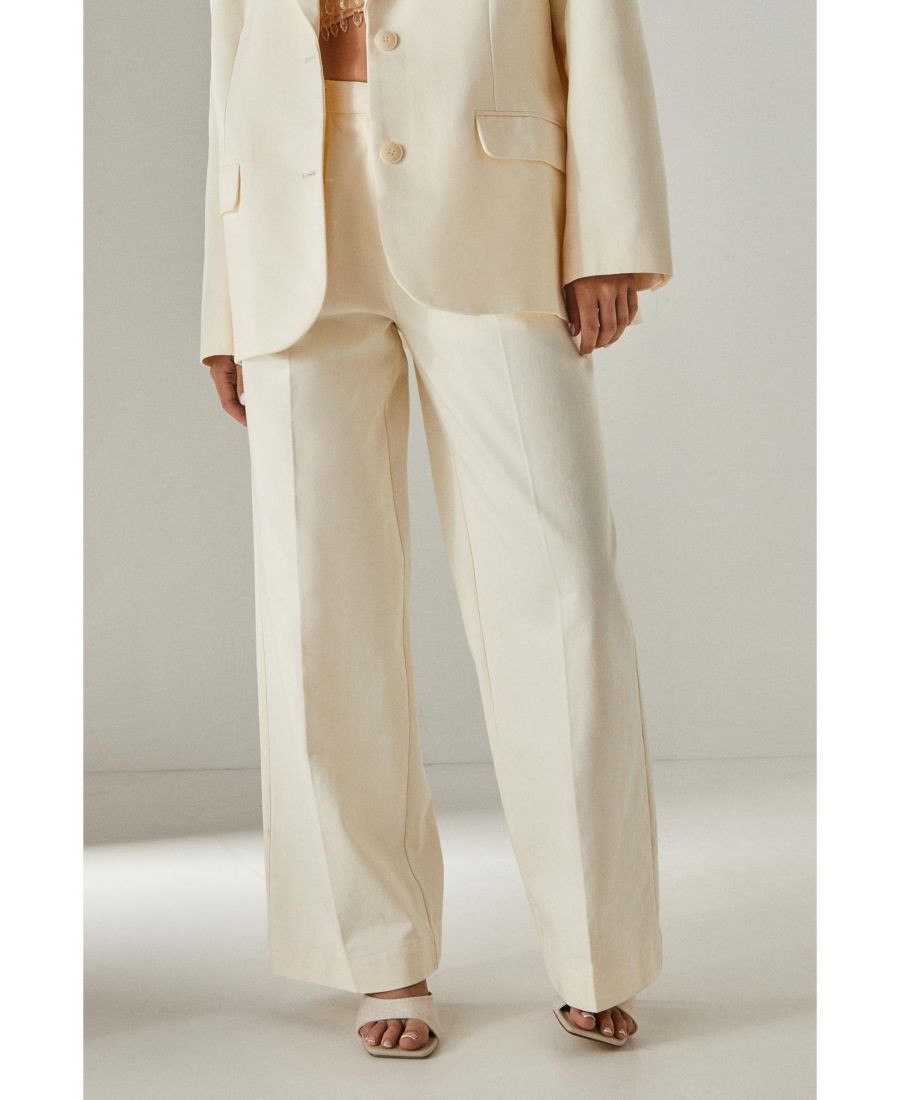 Женские брюки из твила с пряжкой, классического кроя Nasty Gal, Cream
Женские брюки из твила с пряжкой, классического кроя Nasty Gal, Cream