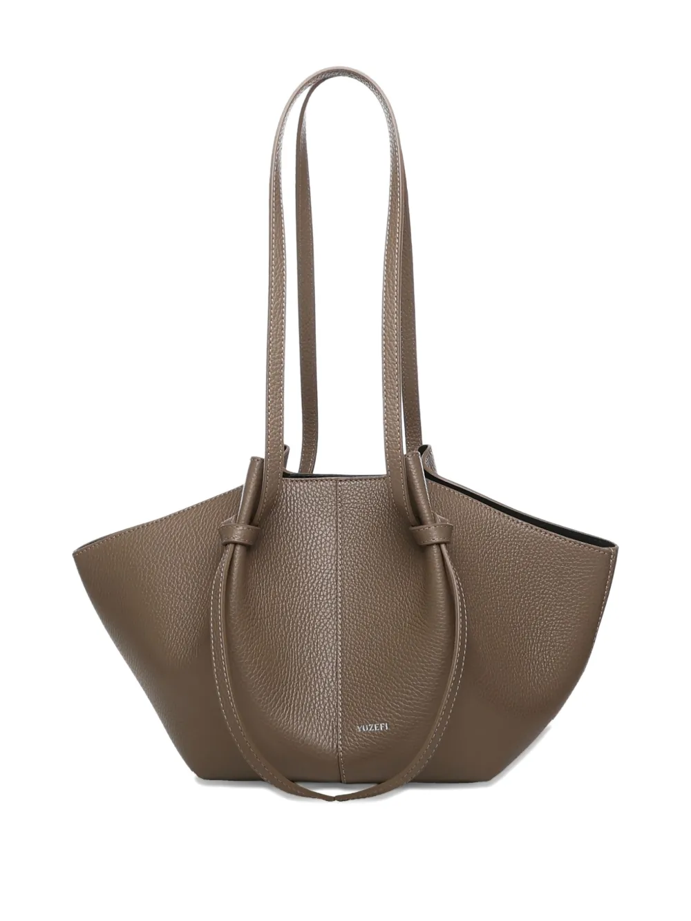 Большая сумка на плечо Mochi из зернистой кожи с узлом Yuzefi, коричневый
Большая сумка на плечо Mochi из зернистой кожи с узлом Yuzefi, коричневый