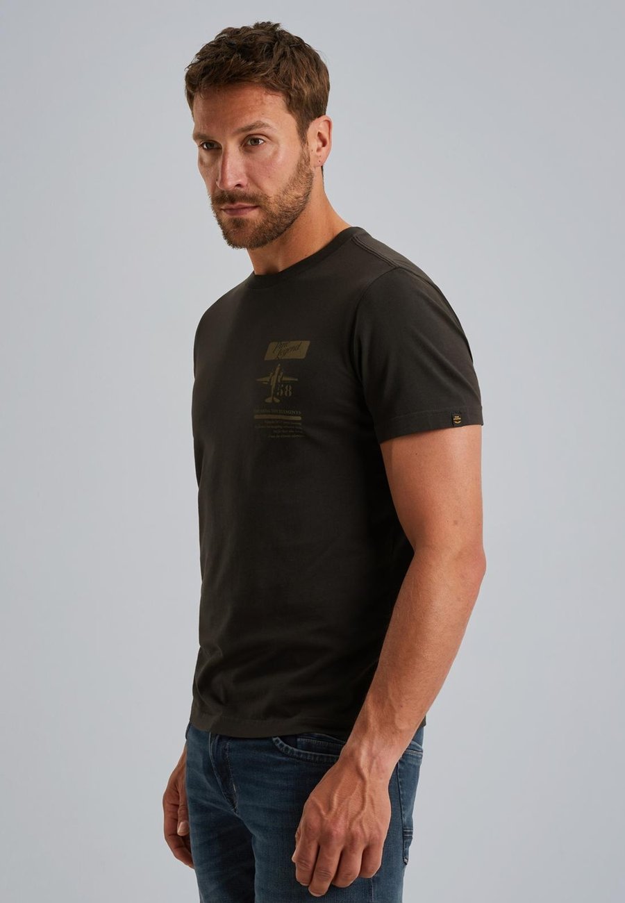 Футболка PME Legend MIT ARTWORK , Dark Grey/Dark Brown
Футболка PME Legend MIT ARTWORK , Dark Grey/Dark Brown