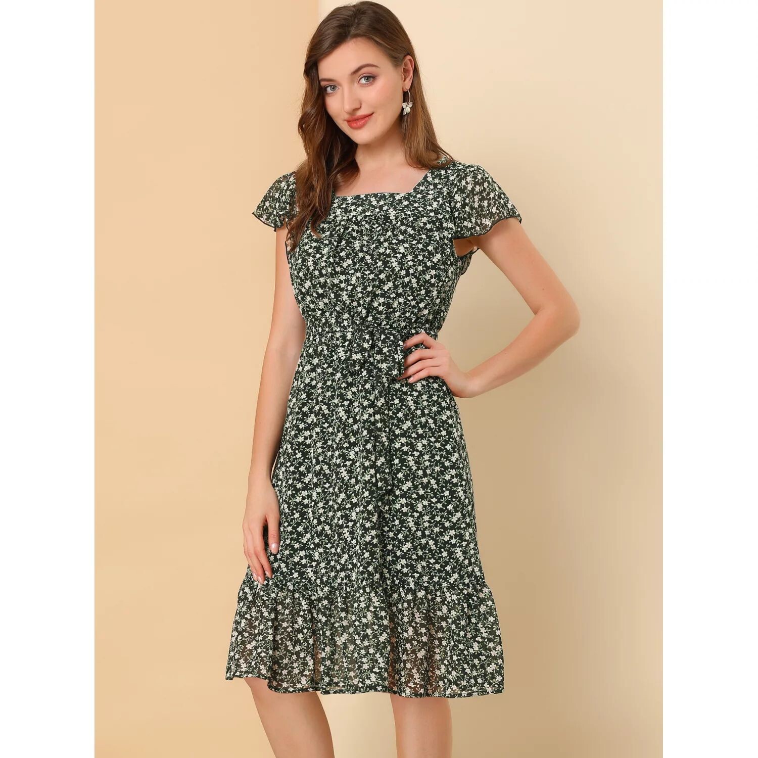 Женское платье с цветочным принтом и развевающимися рукавами, квадратным вырезом и оборками по подолу ALLEGRA K, темно-синий
Женское платье с цветочным принтом и развевающимися рукавами, квадратным вырезом и оборками по подолу ALLEGRA K, темно-синий