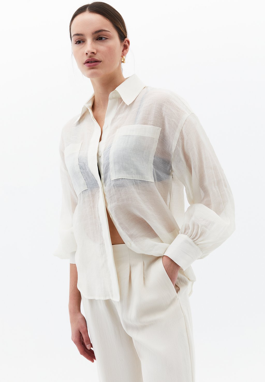 Блузка на пуговицах MIT BRUSTTASCHEN OXXO, бежевый
Блузка на пуговицах MIT BRUSTTASCHEN OXXO, бежевый