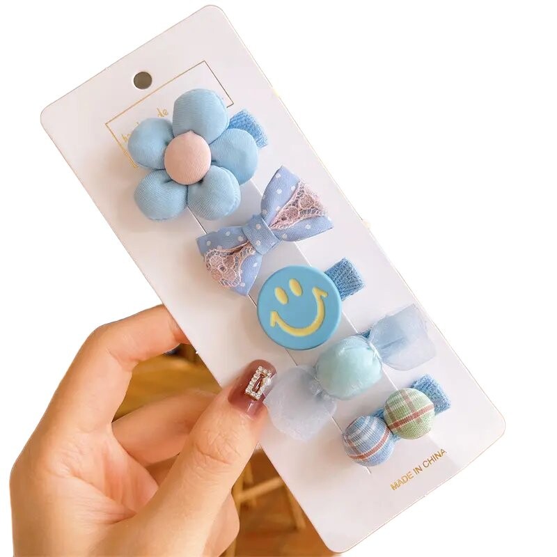 Набор из 5 булавок и зажимов для девочек тип XI Inna Marka
Набор из 5 булавок и зажимов для девочек тип XI Inna Marka