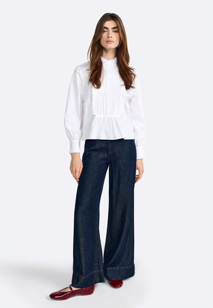 Блуза Rich & Royal Blouse, White
Блуза Rich & Royal Blouse, White