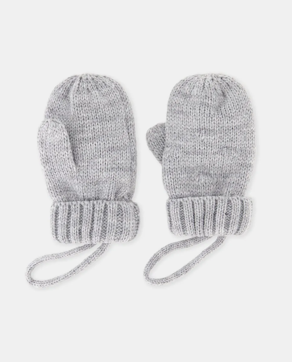 Варежки для младенца, связаны узором «рис» Baby El Corte Inglés, светло-серый
Варежки для младенца, связаны узором «рис» Baby El Corte Inglés, светло-серый