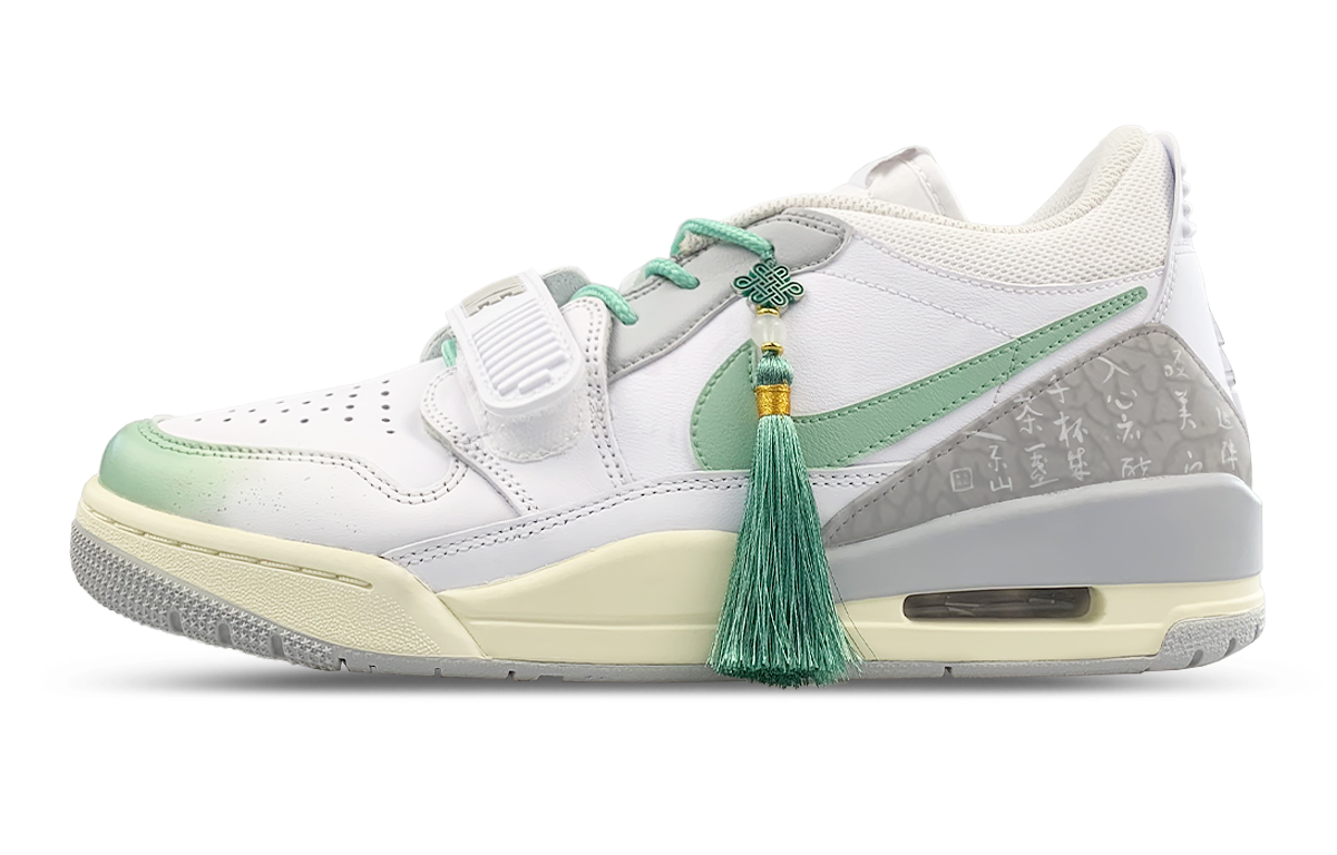 Детские баскетбольные кроссовки Legacy 312 с низким верхом для подростков Jordan, белый
Детские баскетбольные кроссовки Legacy 312 с низким верхом для подростков Jordan, белый