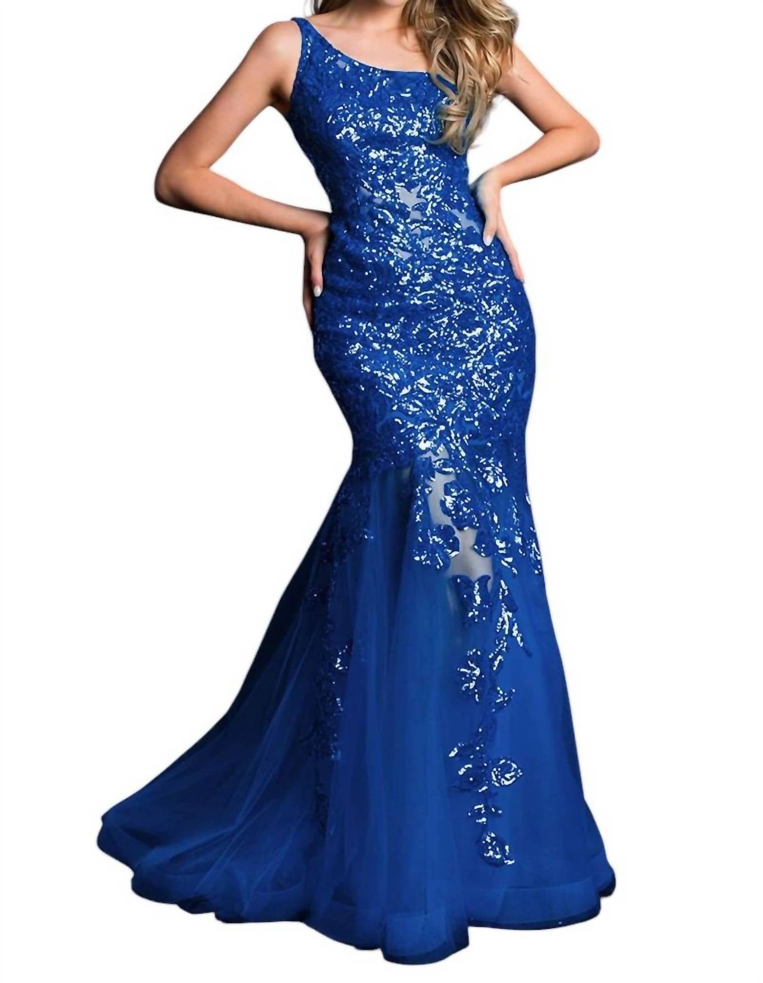 Платье с одним плечом в королевском стиле Ava Presley, Royal
Платье с одним плечом в королевском стиле Ava Presley, Royal