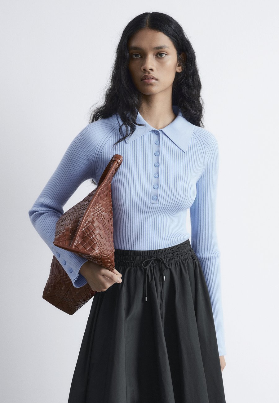 Топ & other stories Long sleeved top, Light Blue
Топ & other stories Long sleeved top, Light Blue