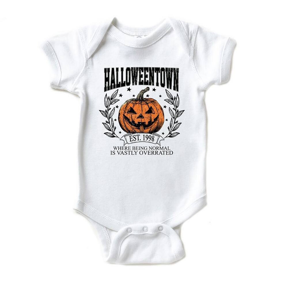 Хэллоуинтаун Эст. Детское боди 1998 года The Juniper Shop, белый
Хэллоуинтаун Эст. Детское боди 1998 года The Juniper Shop, белый