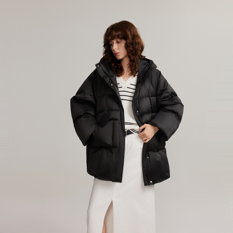 ELLE Пуховик Women's Black Hooded Moderate
ELLE Пуховик Women's Black Hooded Moderate