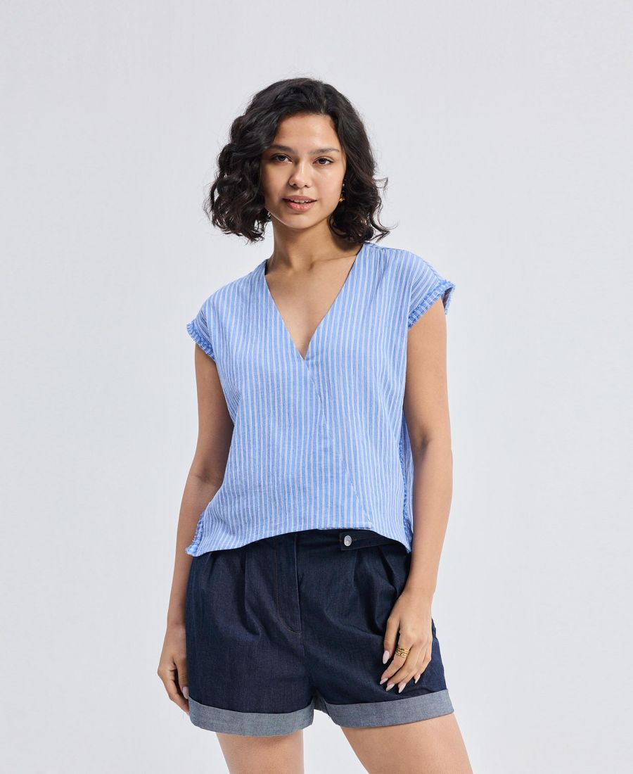 Женская свободная блузка с V-образным вырезом и бахромой Reistor, Stylish symmetry
Женская свободная блузка с V-образным вырезом и бахромой Reistor, Stylish symmetry