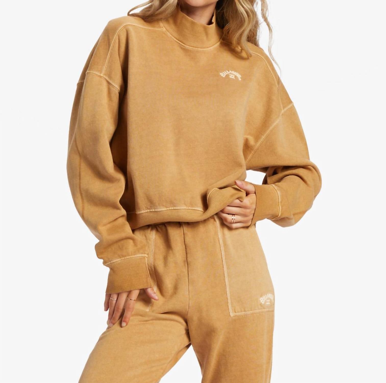 Коричневый свитер для прохладных выходных Billabong
Коричневый свитер для прохладных выходных Billabong