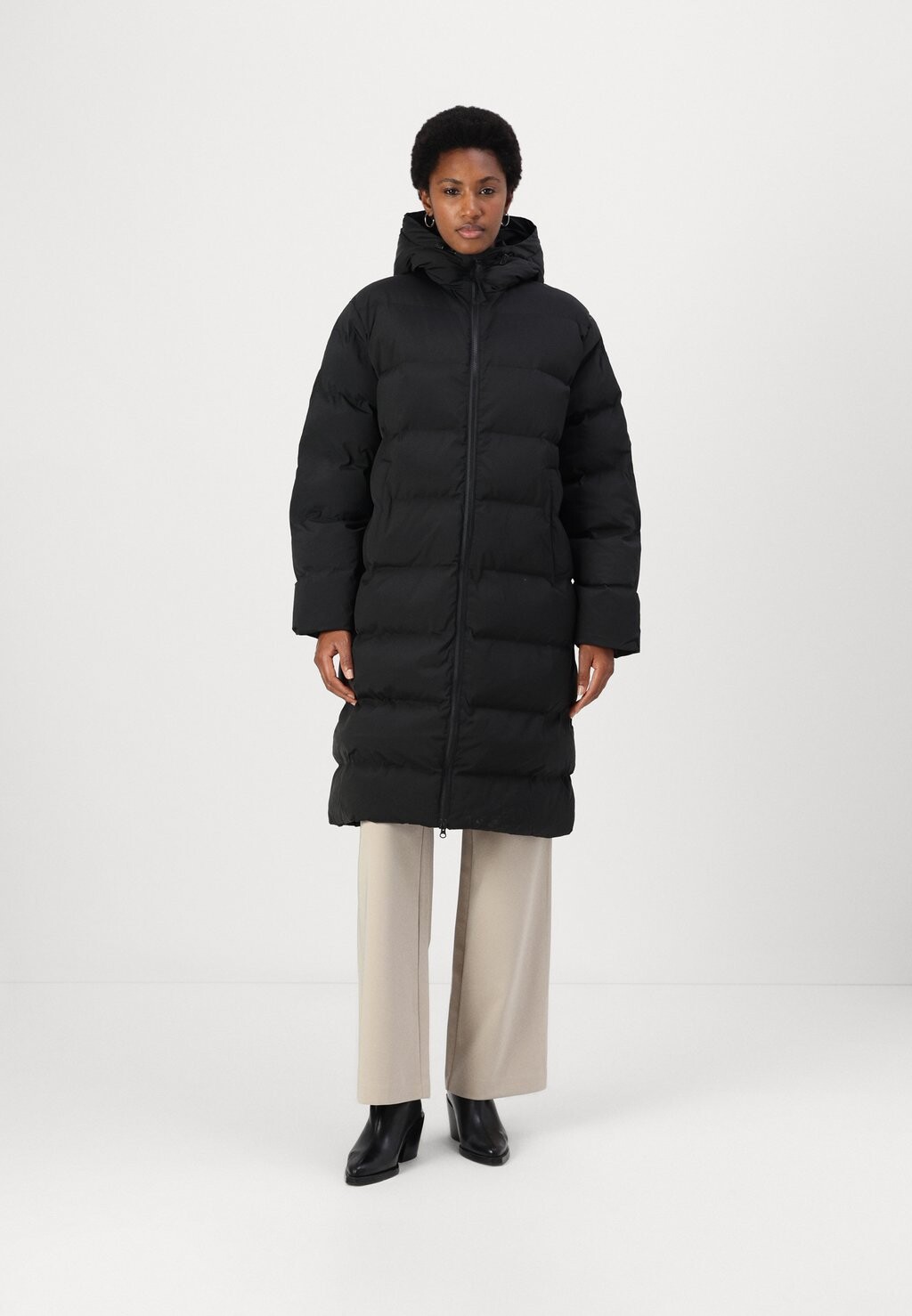 Зимнее пальто SASERAN COAT Samsøe Samsøe, черный 
Зимнее пальто SASERAN COAT Samsøe Samsøe, черный