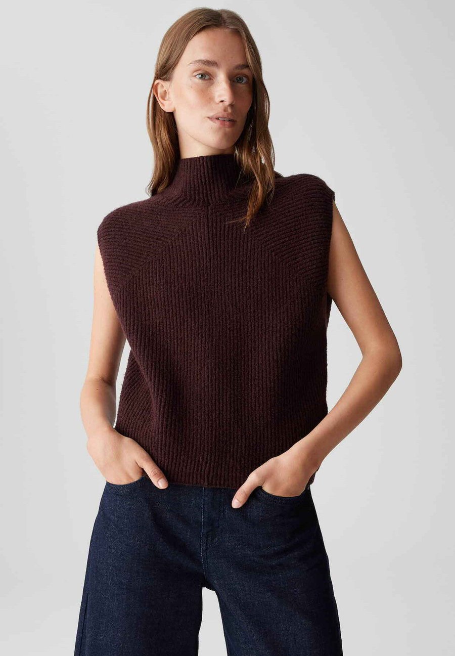 Джемпер OPUS REGULAR FIT FUNNEL NECK, Dark Grape/Dark Purple
Джемпер OPUS REGULAR FIT FUNNEL NECK, Dark Grape/Dark Purple