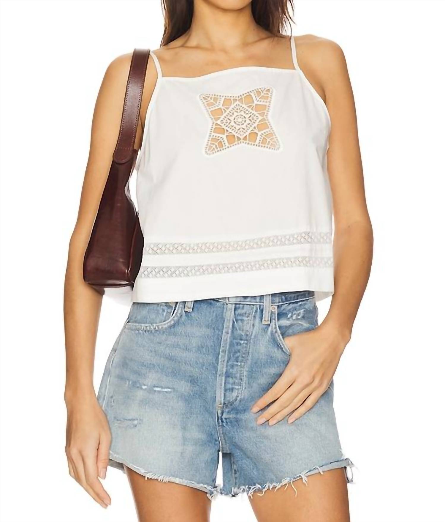 CIAO LUCIA Топ Vega белого цвета
CIAO LUCIA Топ Vega белого цвета