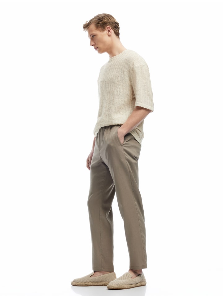 Тканевые брюки KOTON
Тканевые брюки KOTON