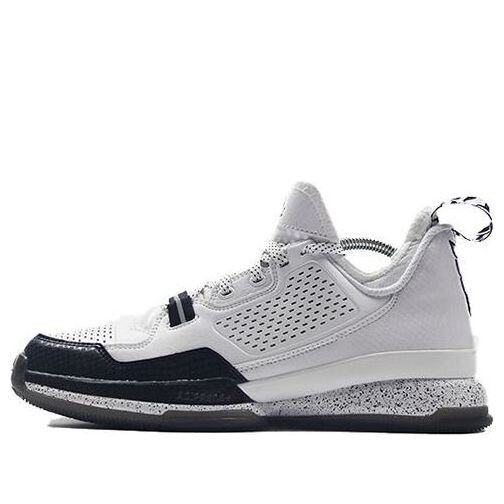 Кроссовки d lillard 1 nyc Adidas, черный
Кроссовки d lillard 1 nyc Adidas, черный