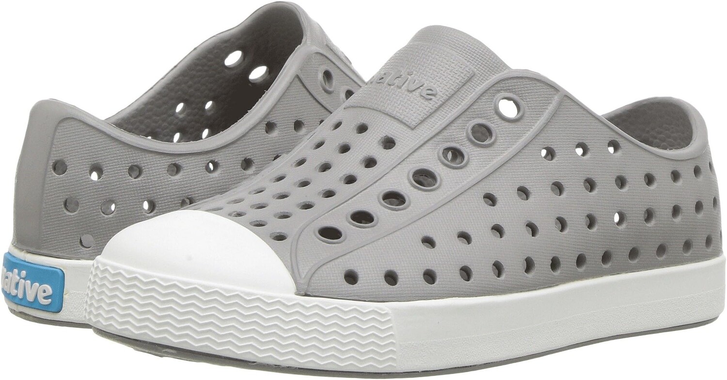 Кроссовки Jefferson Slip-on Sneakers Native Shoes Kids, цвет Pigeon Grey/Shell White 
Кроссовки Jefferson Slip-on Sneakers Native Shoes Kids, цвет Pigeon Grey/Shell White