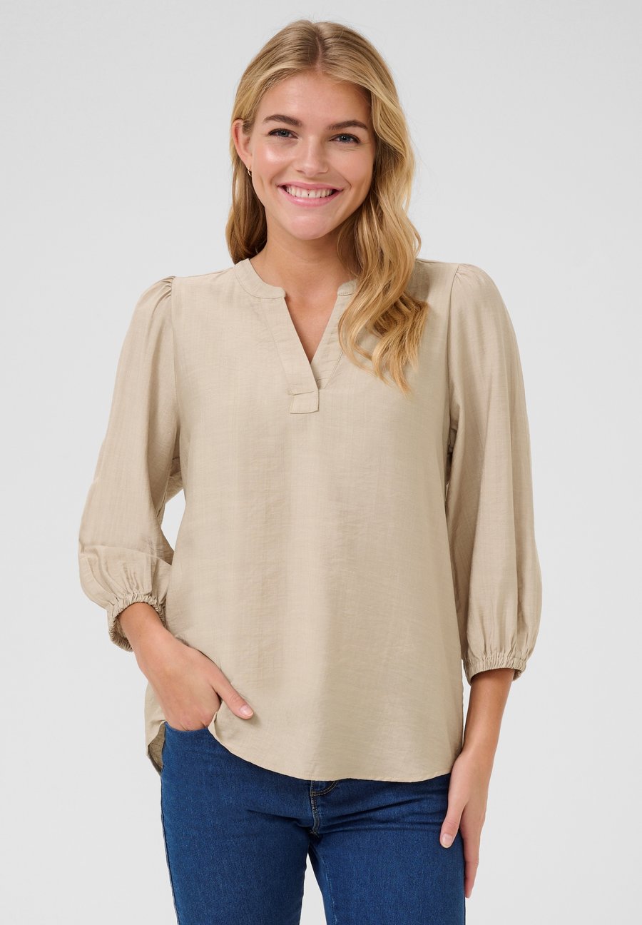 Блуза Kaffe KALUI, Feather Grey Cc/Beige
Блуза Kaffe KALUI, Feather Grey Cc/Beige