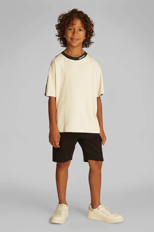 Детская хлопковая футболка Calvin Klein Jeans, бежевый
Детская хлопковая футболка Calvin Klein Jeans, бежевый