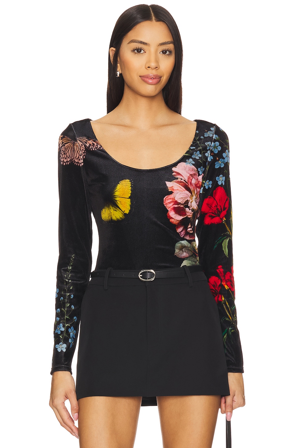 Топ delaina с круглым вырезом и длинными рукавами Alice + Olivia, мультиколор
Топ delaina с круглым вырезом и длинными рукавами Alice + Olivia, мультиколор