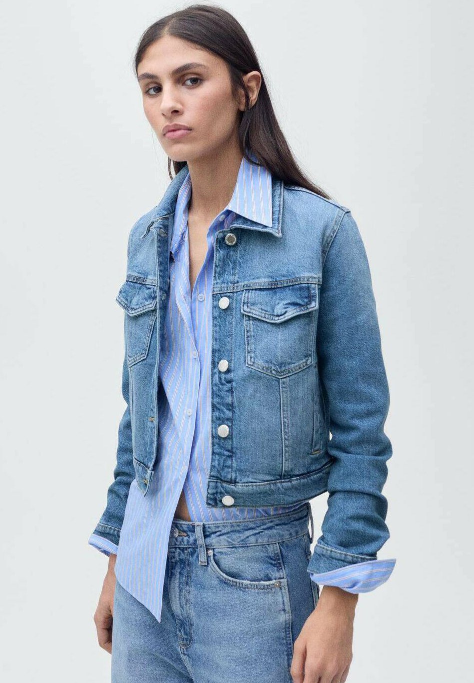 Джинсовая куртка NEWVICKY Mango, синий
Джинсовая куртка NEWVICKY Mango, синий