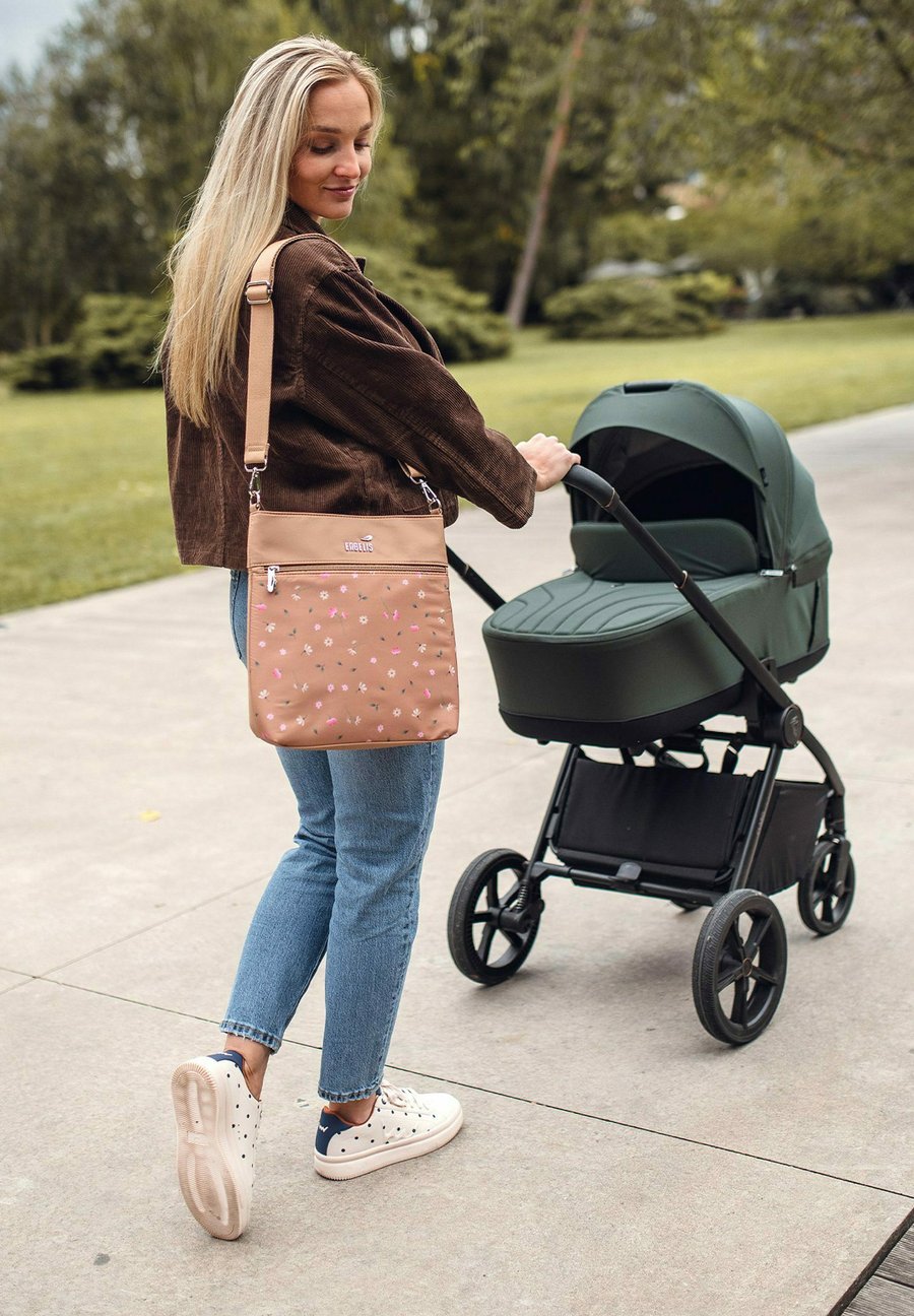 Сумка кросс-боди VUCH AMMA FLOWERS , Beige
Сумка кросс-боди VUCH AMMA FLOWERS , Beige