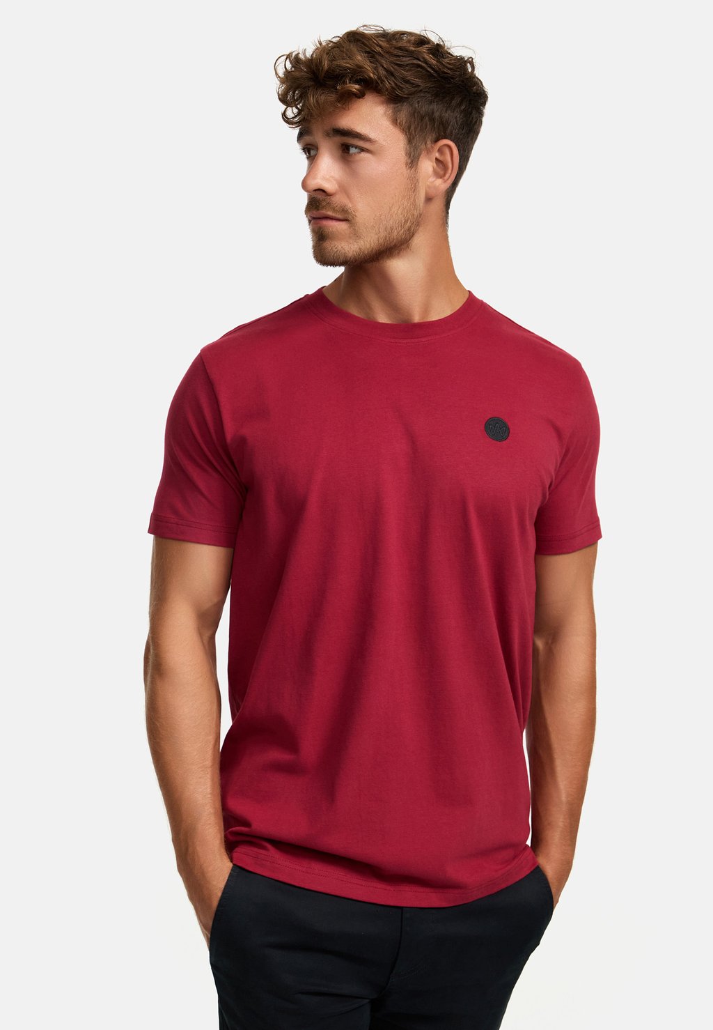 Базовая футболка TIMMI Kronstadt, красный
Базовая футболка TIMMI Kronstadt, красный