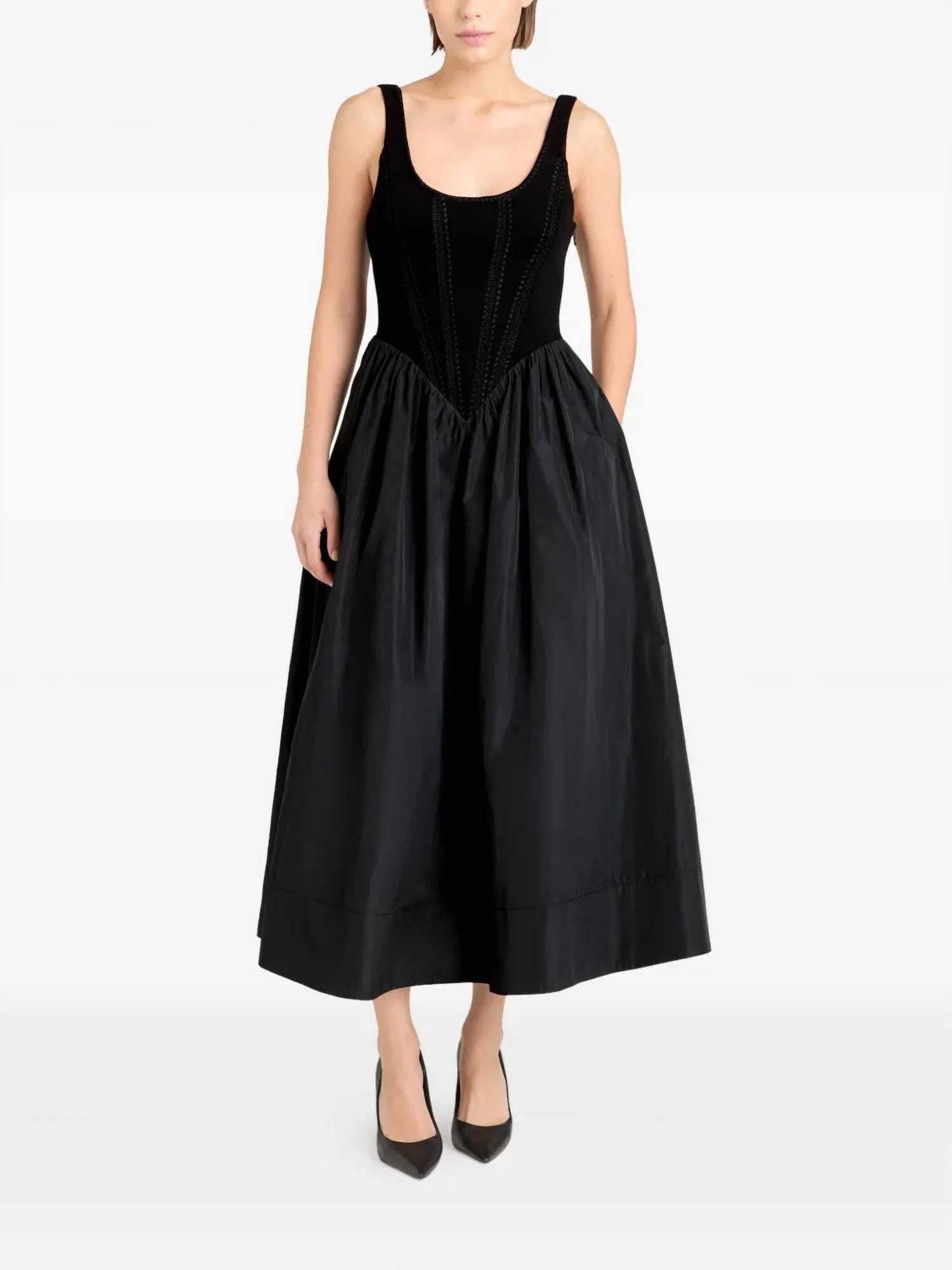 Платье Martay крючком черного цвета Cinq A Sept, черный
Платье Martay крючком черного цвета Cinq A Sept, черный