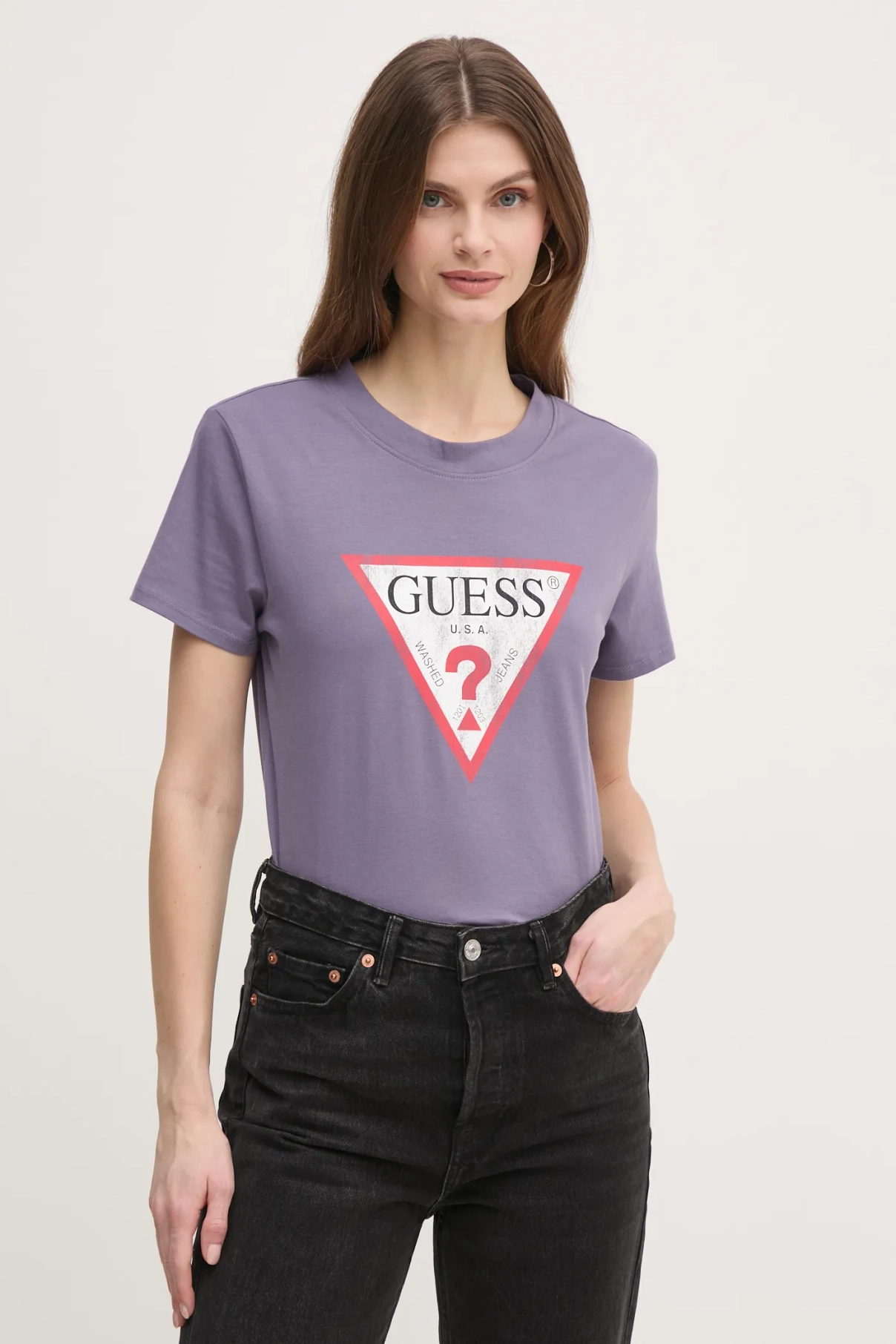 Хлопковая футболка Guess, фиолетовый 
Хлопковая футболка Guess, фиолетовый