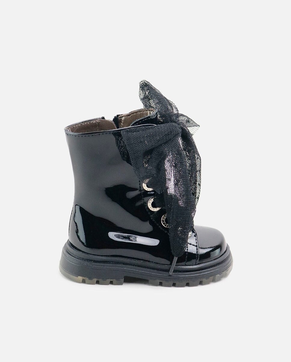 Детские сапожки из черной лакированной кожи Eli 1957, черный
Детские сапожки из черной лакированной кожи Eli 1957, черный