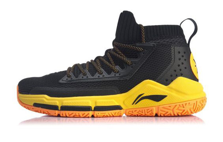 Баскетбольные кроссовки Wade Fission 5 мужские низкие желтые/черные Lining
Баскетбольные кроссовки Wade Fission 5 мужские низкие желтые/черные Lining