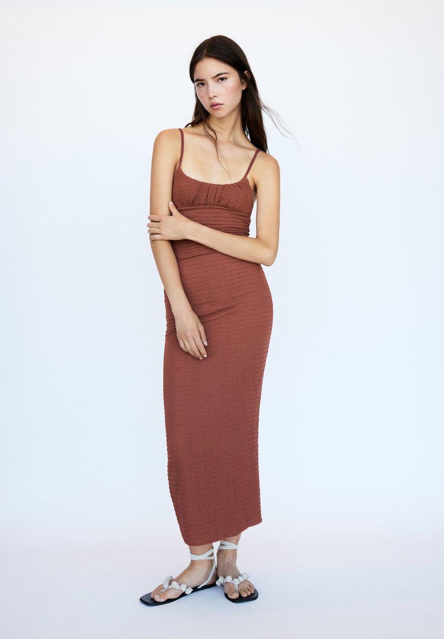 Платье PULL&BEAR MIDI, Light Brown
Платье PULL&BEAR MIDI, Light Brown