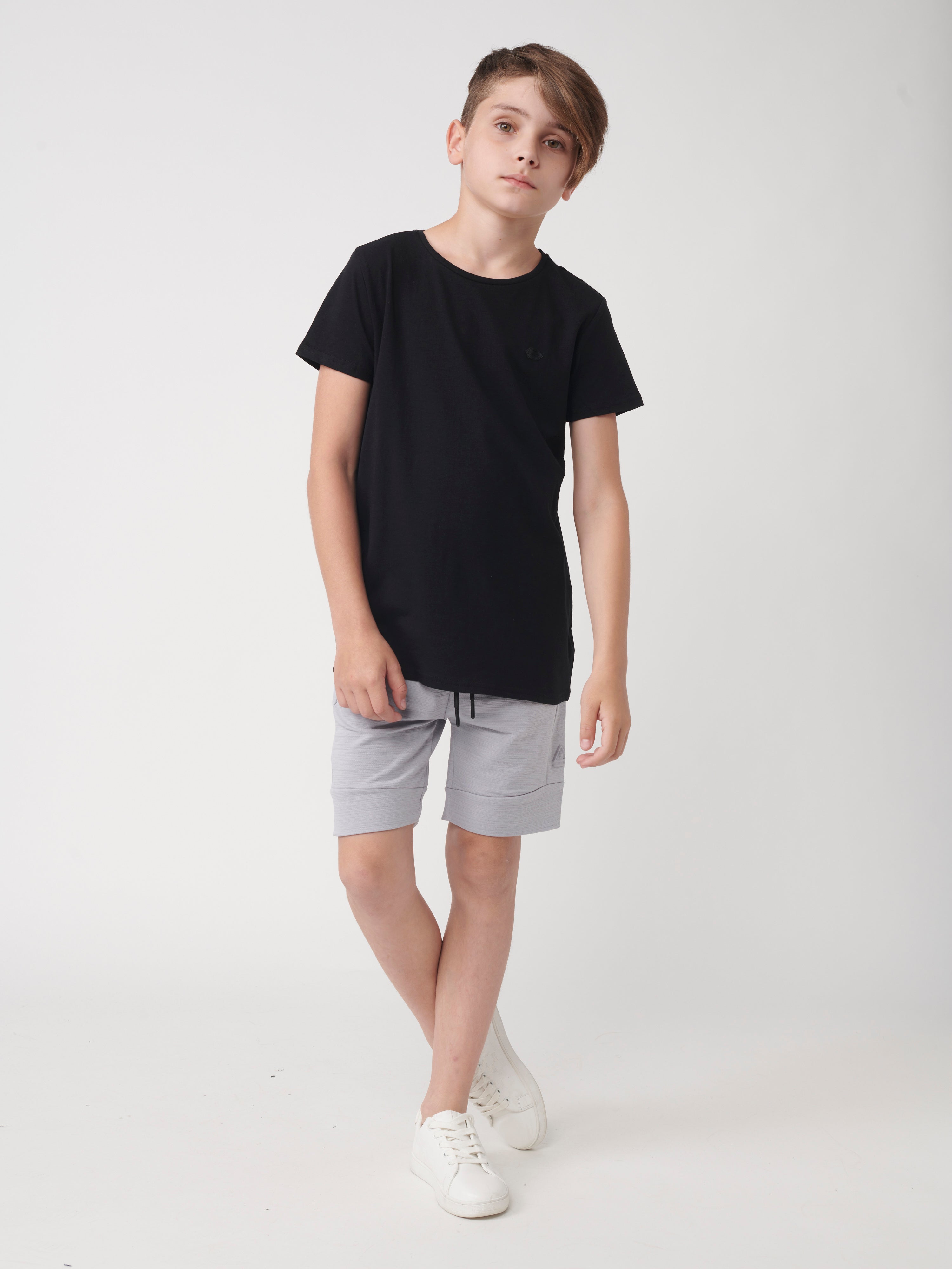 Базовые футболки для мальчиков Noizz, черный
Базовые футболки для мальчиков Noizz, черный