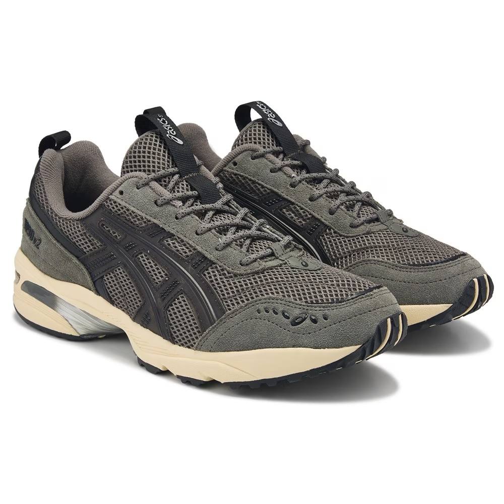 Кроссовки Gel-1090 v2 Asics, grey/black/off white
Кроссовки Gel-1090 v2 Asics, grey/black/off white