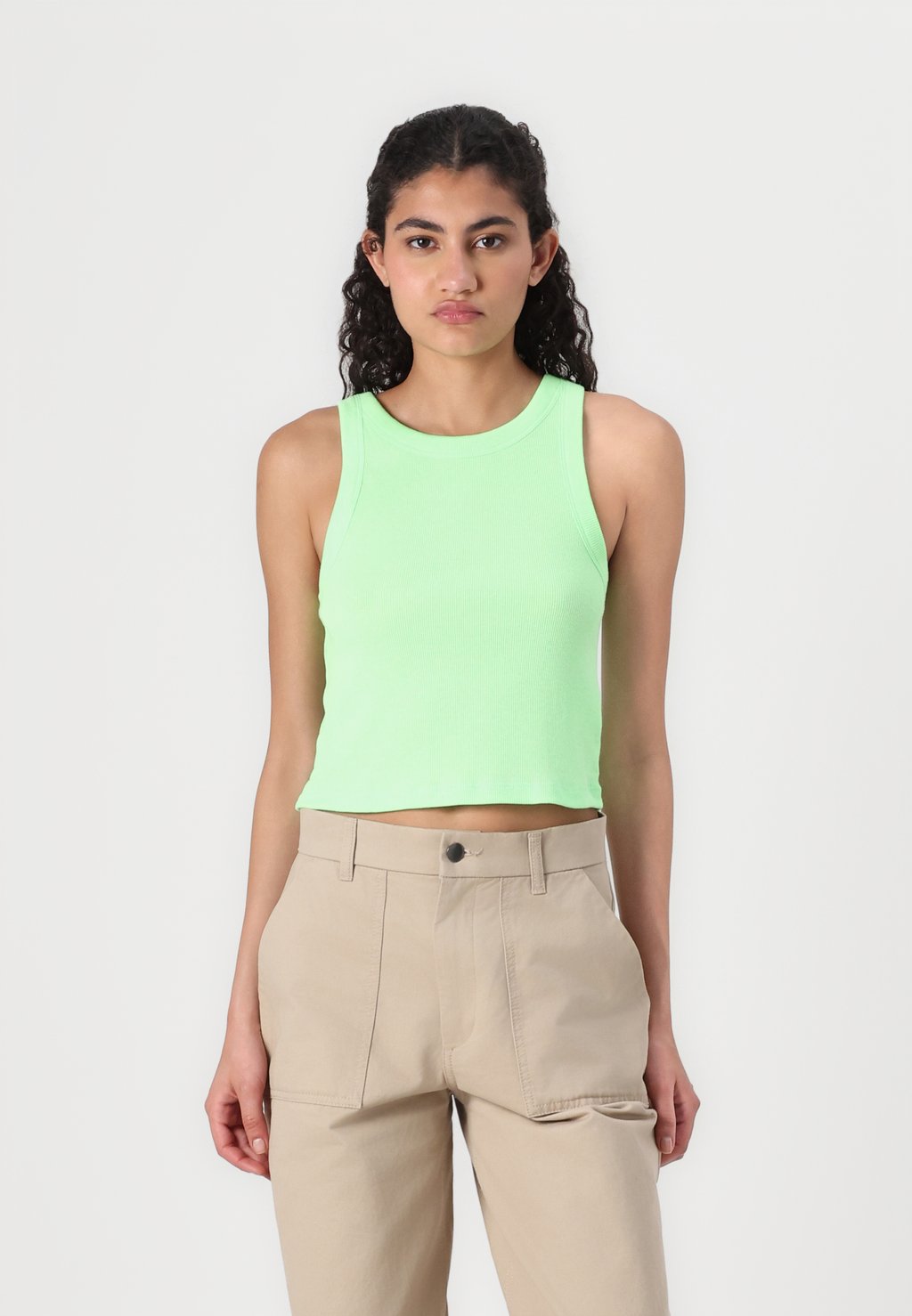 Топ CROP TANK GAP, светло-зеленый
Топ CROP TANK GAP, светло-зеленый