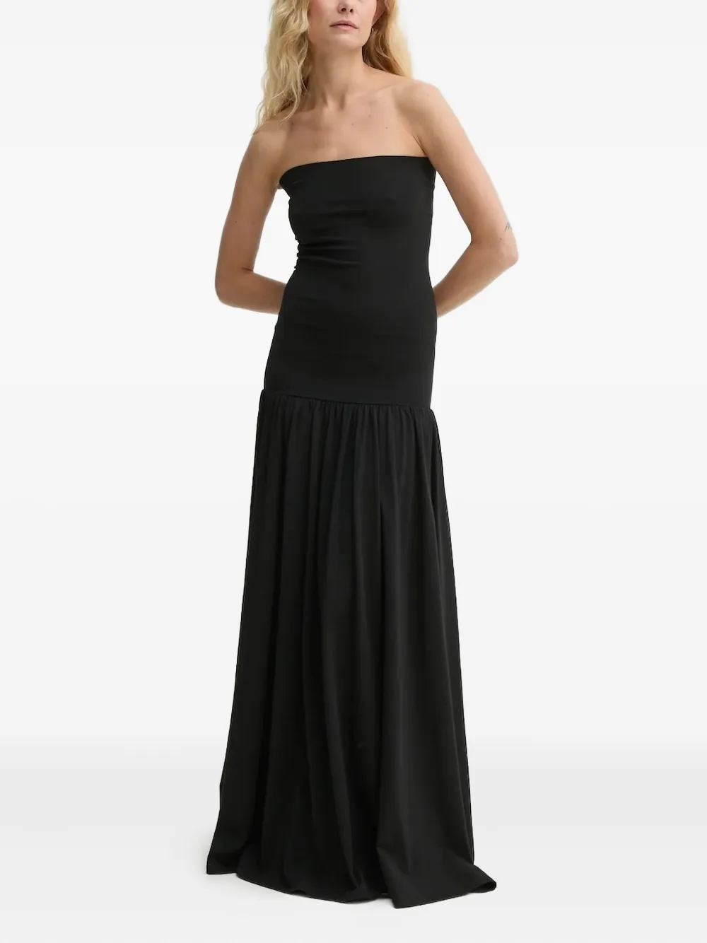 Платье без бретелей со сборками BY MALENE BIRGER, черный
Платье без бретелей со сборками BY MALENE BIRGER, черный