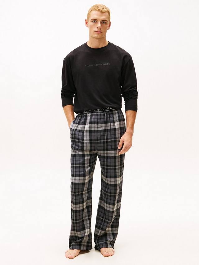 Фланелевые пижамные брюки в клетку Tommy Hilfiger, Black
Фланелевые пижамные брюки в клетку Tommy Hilfiger, Black