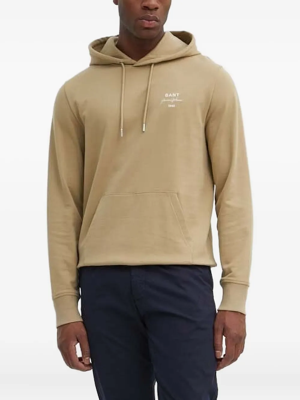 Худи с вышитым логотипом Gant, нейтральный
Худи с вышитым логотипом Gant, нейтральный