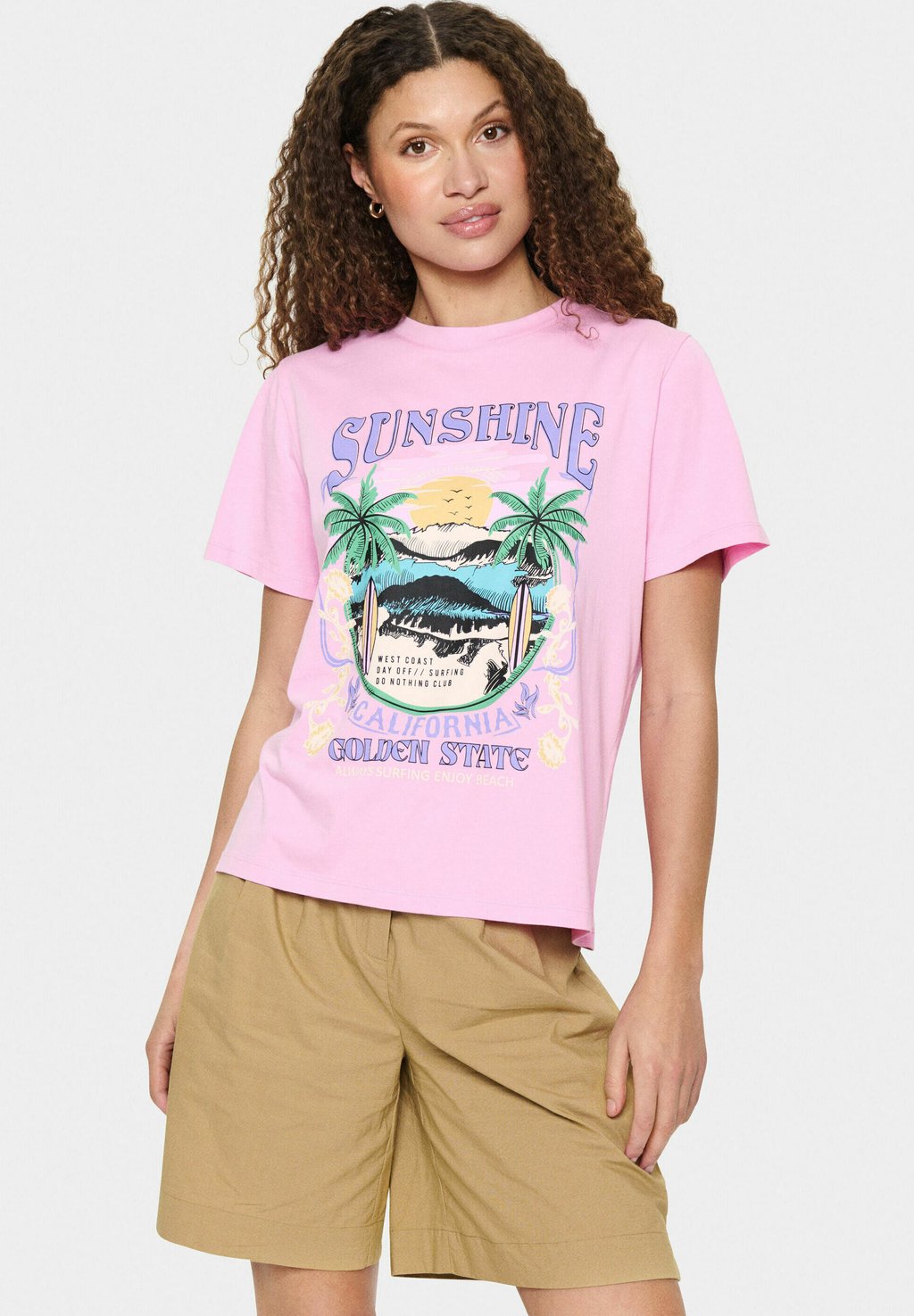 Футболка с принтом KALIVA Saint Tropez, розовый
Футболка с принтом KALIVA Saint Tropez, розовый